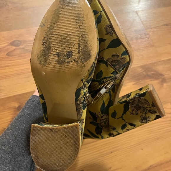 Steve Madden Goldie Boots - Picture 6 of 6